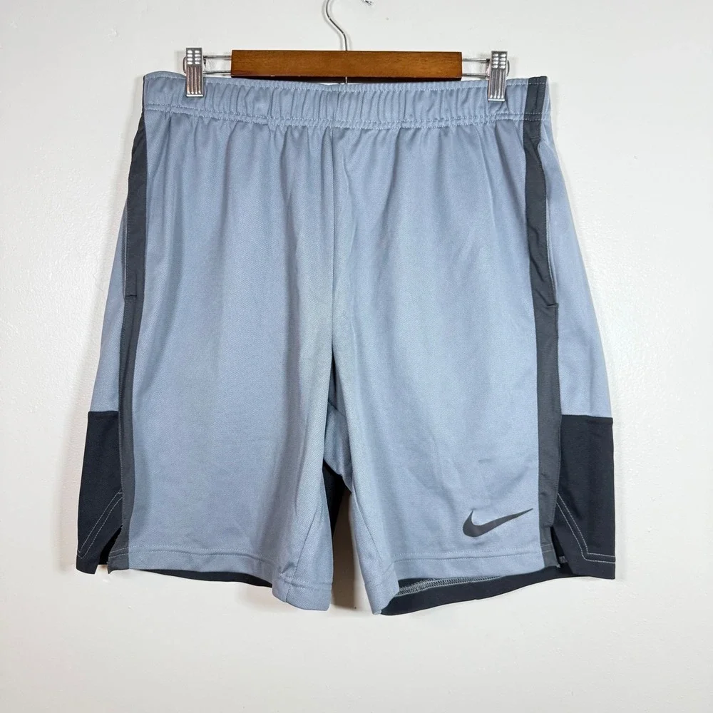 Nike Dri-FIT Colorblock Performance Training Shorts Size Large Grey Black